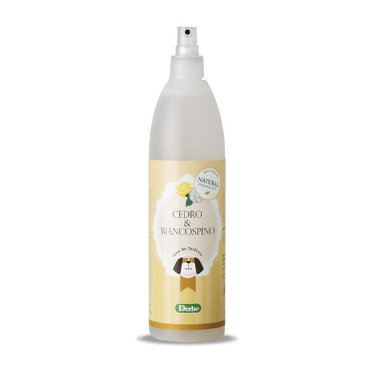 Bottle of dog and cat perfume for pets, scented with cedarwood & hawthorn 500ml