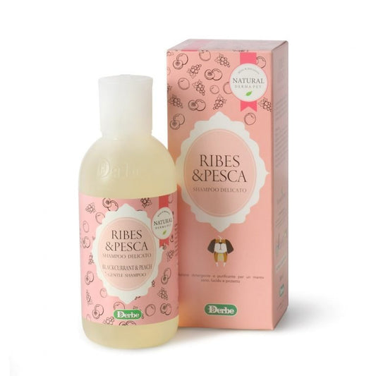 Blackcurrant and peach shampoo for dogs with nourishing formula