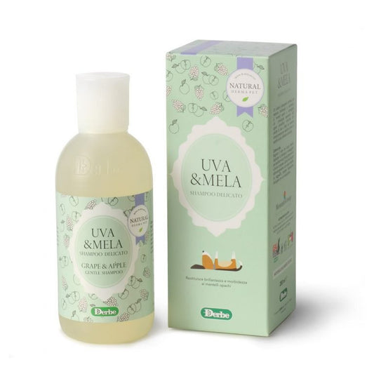 Dog shampoo with grape and apple for shine and softness